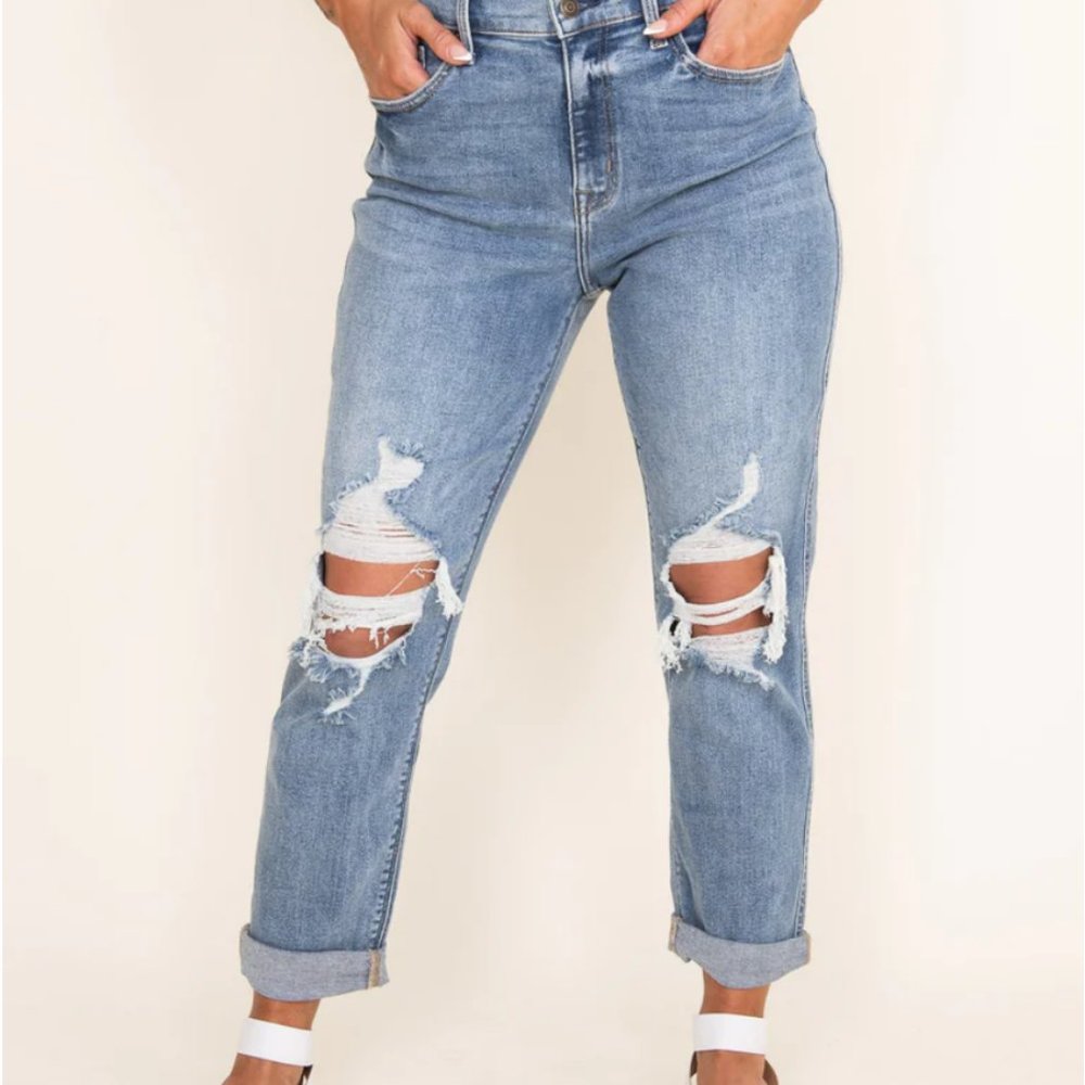 NWOT Eunina Rocky High Rise Boyfriend Jeans, size 13